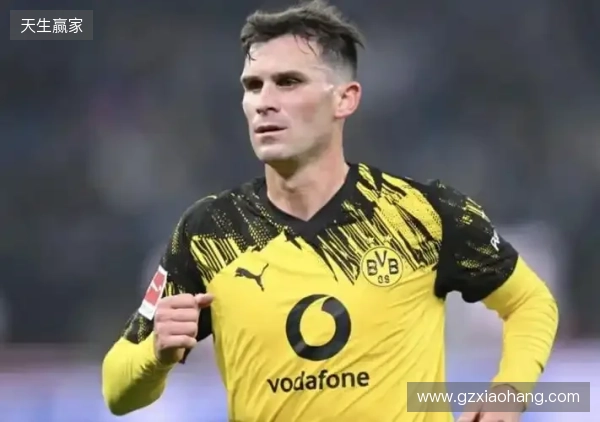 TA：布莱顿签格罗斯的转会费略低于200万欧元，有100万欧奖金