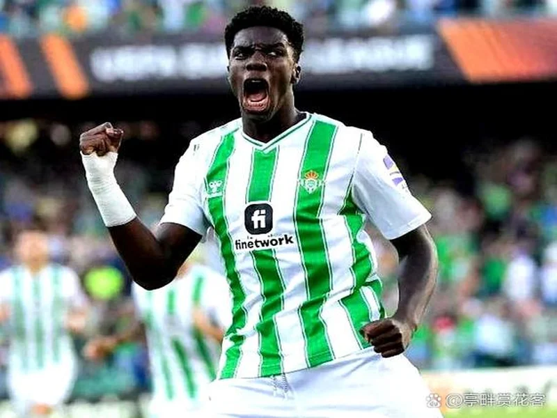 儿军梦，扬-迪奥曼德：我爸的梦想就是看我在利物浦踢球